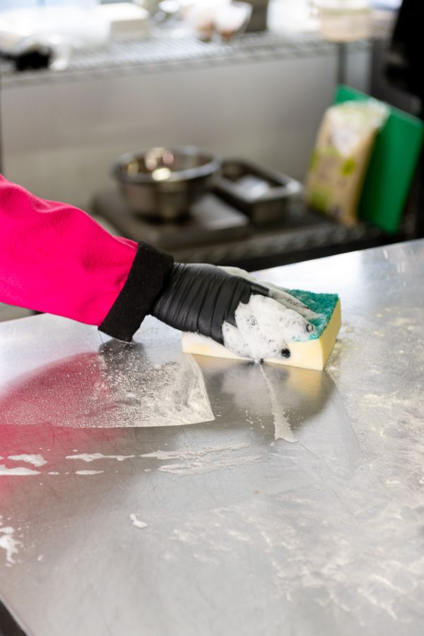 End of tenancy deep clean for a two-bedroom flat in Glasgow